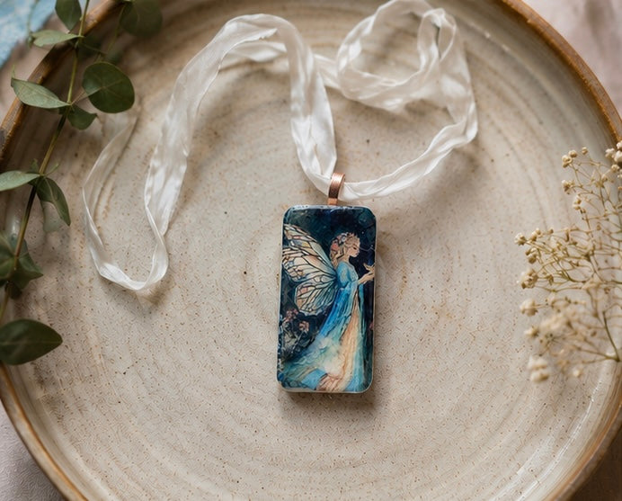 Moonlit Fairy Necklace